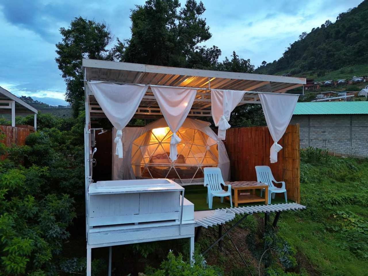 Hotel ภูวิมาน ม่อนแจ่ม Mon Jam Exterior foto